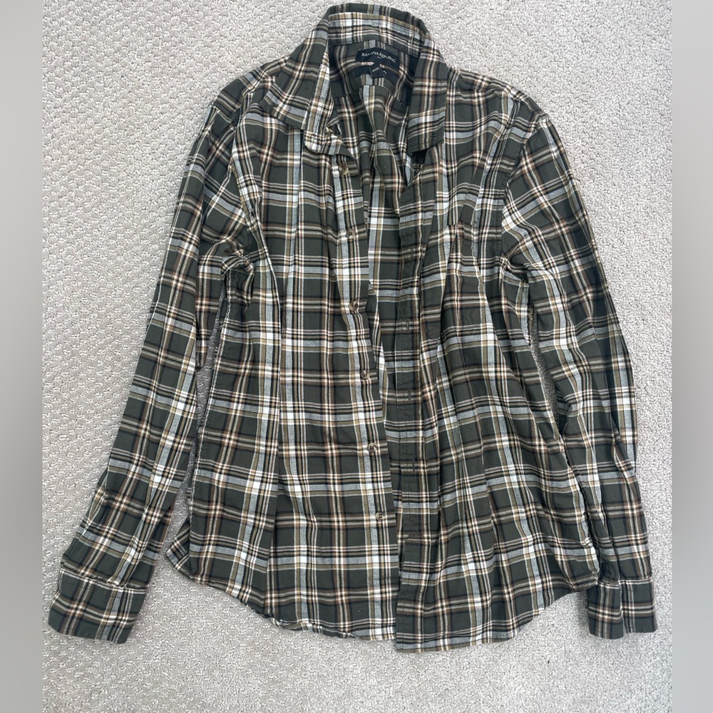 Banana Republic Untucked Fit Button Down